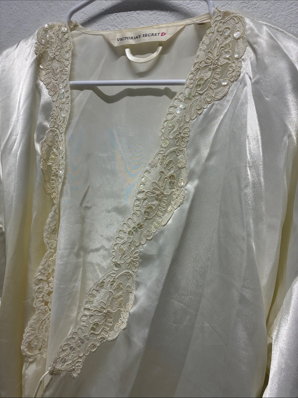Vintage Y2K-90s Victoria's Secret Heart Tag Lace Sequin Trim Kimono Mini Robe - Picture 4 of 7